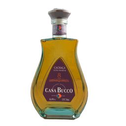 cachaca-casa-bucco-extra-premium-carvalho-e-cabreuva-700ml-062734_1